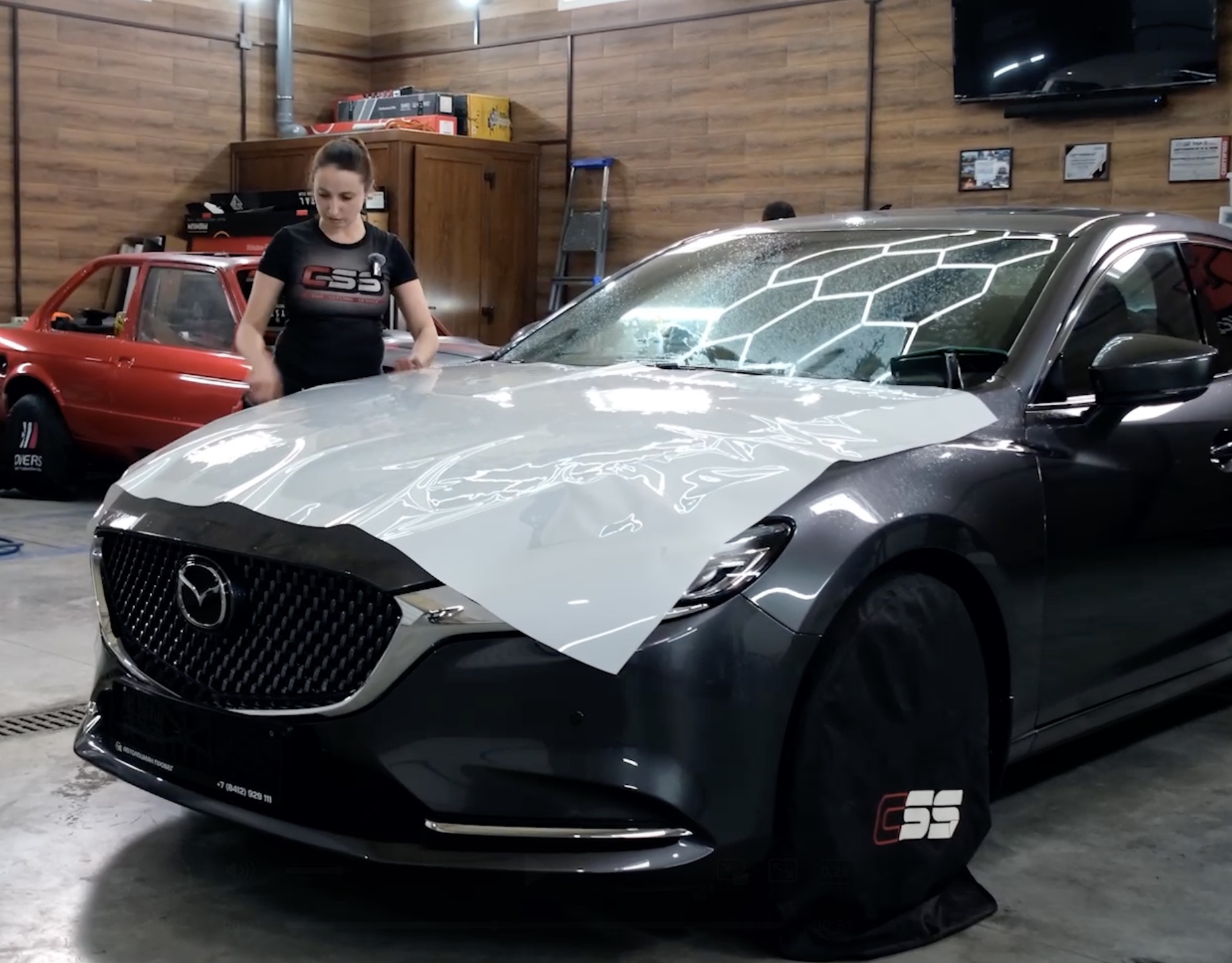 lak-ili-plenka-na-fary-chto-luchshe_5