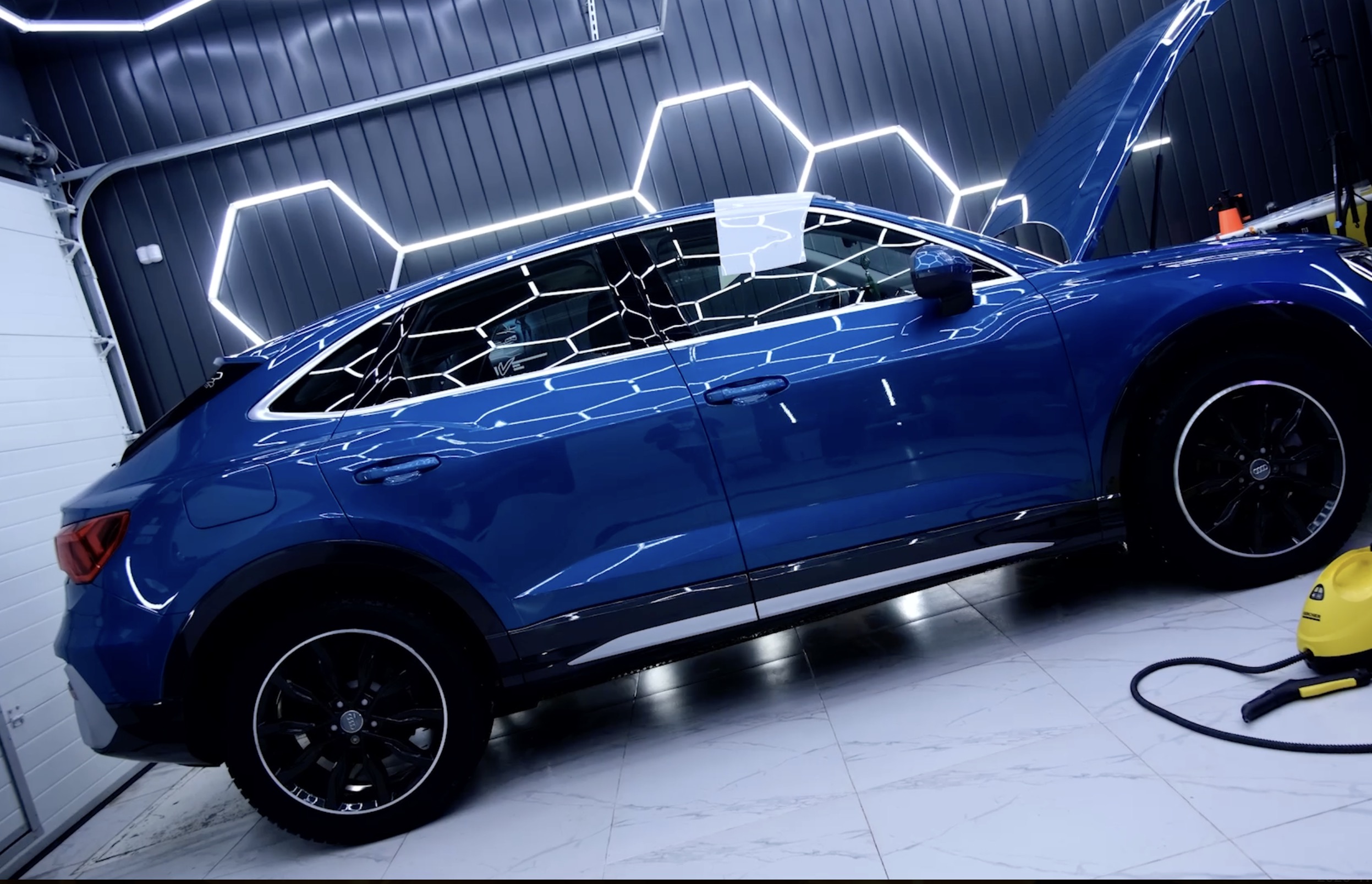 vinil-protiv-poliuretana-pochemu-ekonomiya-v-10-tyisyach-obojdetsya-v-100_4