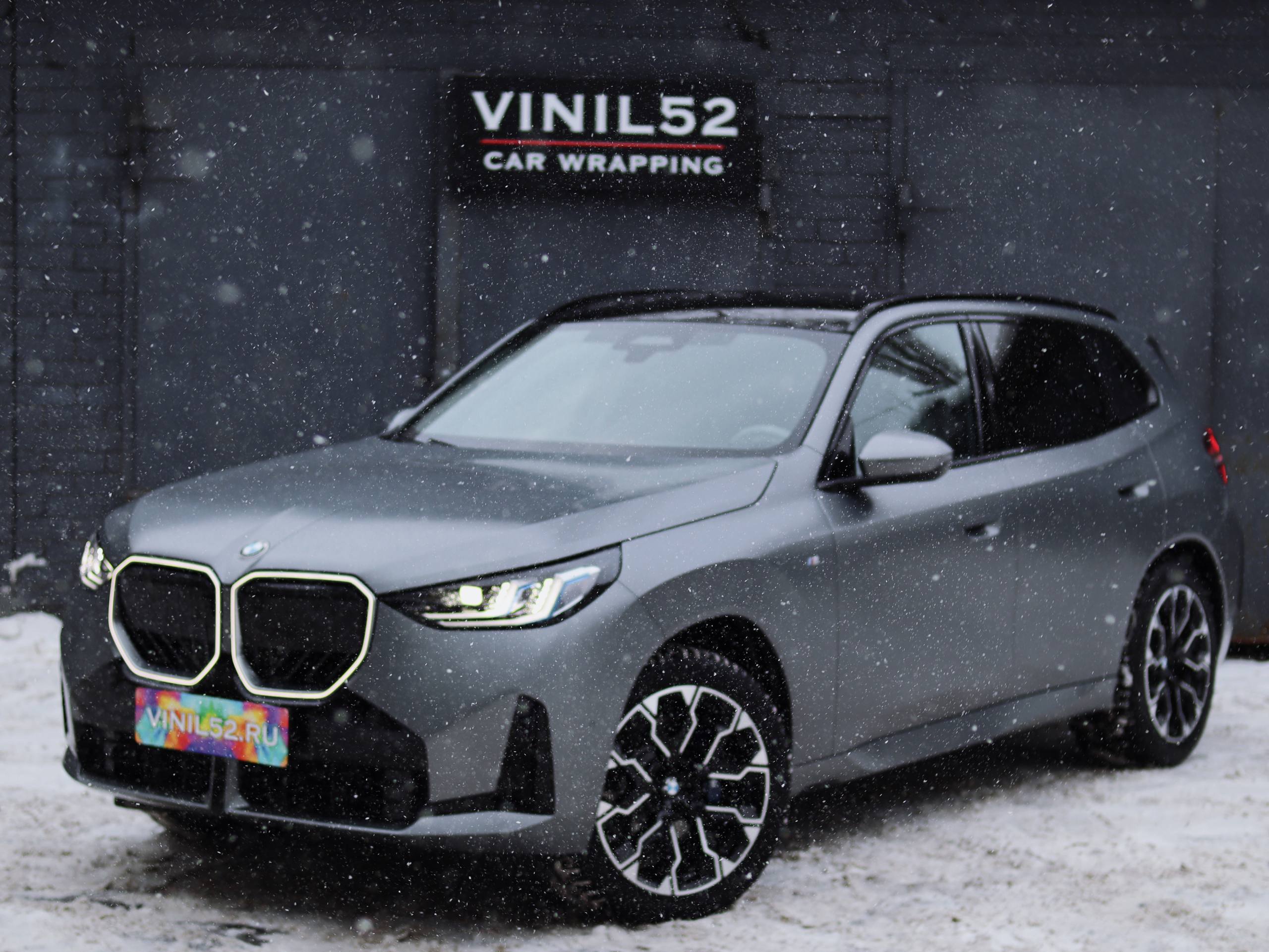Матовая оклейка BMW сатиновой полиуретановой плёнкой